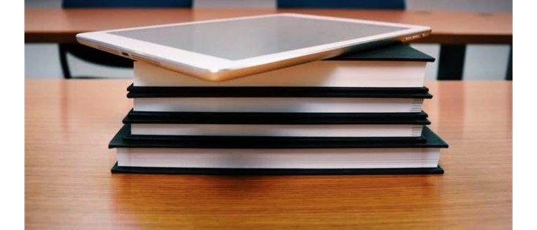 В каком формате удобнее скачивать книги в