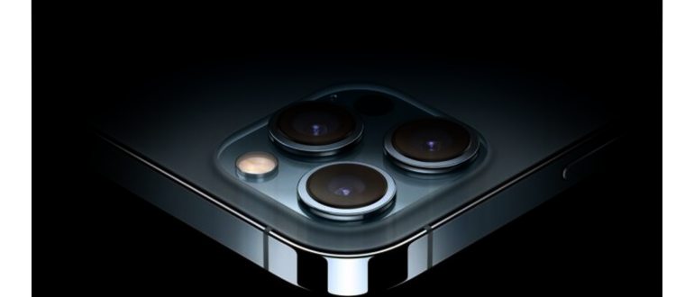 Смартфон Apple iPhone 12