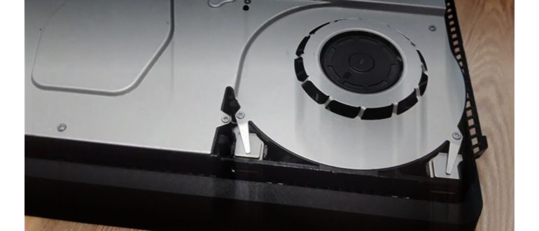 Как разобрать и почистить PS 4
