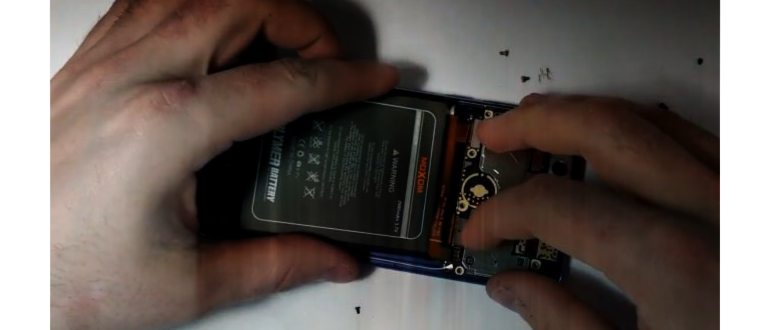 Почему телефон Honor/Huawei не видит карту памяти