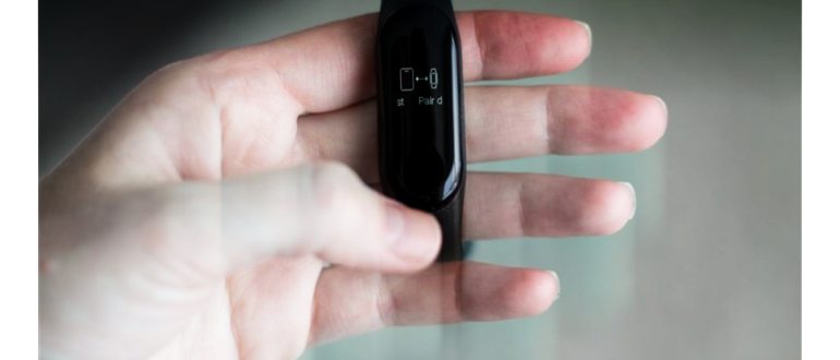 как настроить часы xiaomi mi band