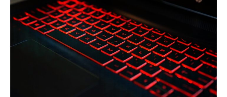 Как на ноутбуке включить подсветку