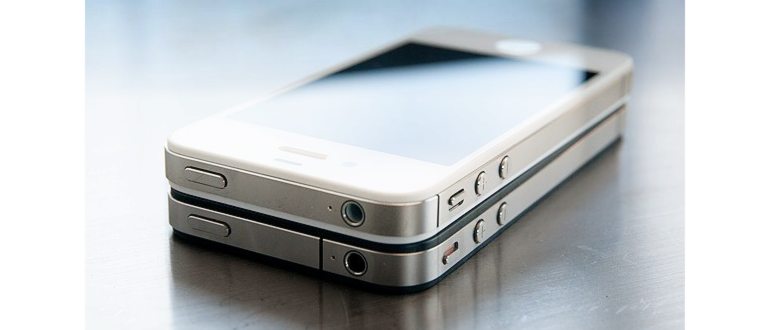 Упаковка iPhone