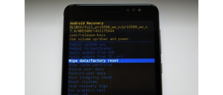 Itel T1 Neo - обзор