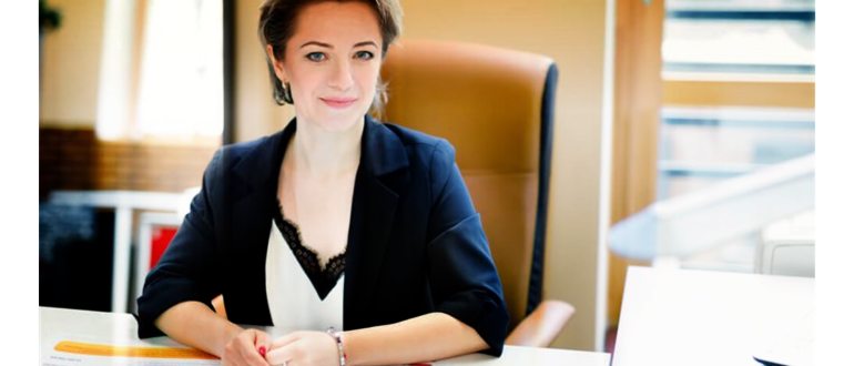 В Набережных Челнах погибла пенсионерка, упавшая с